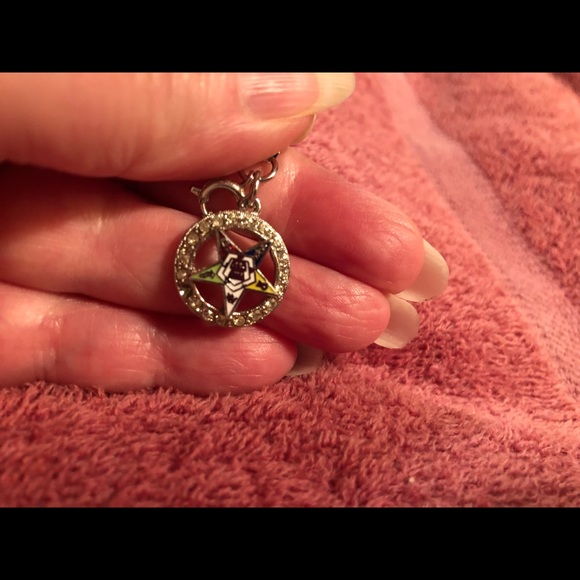 💙💛🤍💚❤️OES Serpentine Bracelet With Emblem 👑 LAST ONE ⭐️⭐️⭐️ - Picture 4 of 5